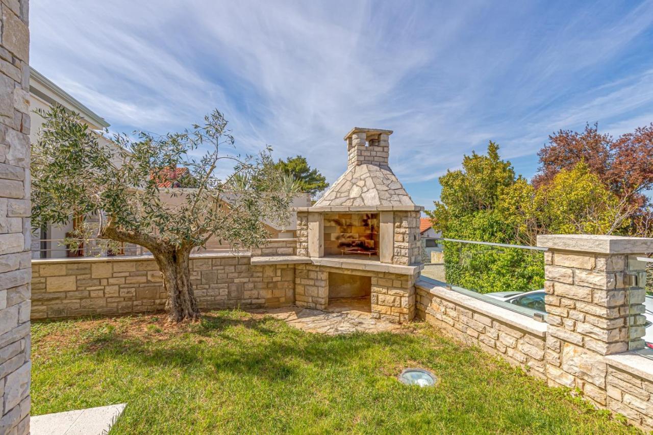 Villa Milena With Pool And Sea View Crveni Vrh Esterno foto