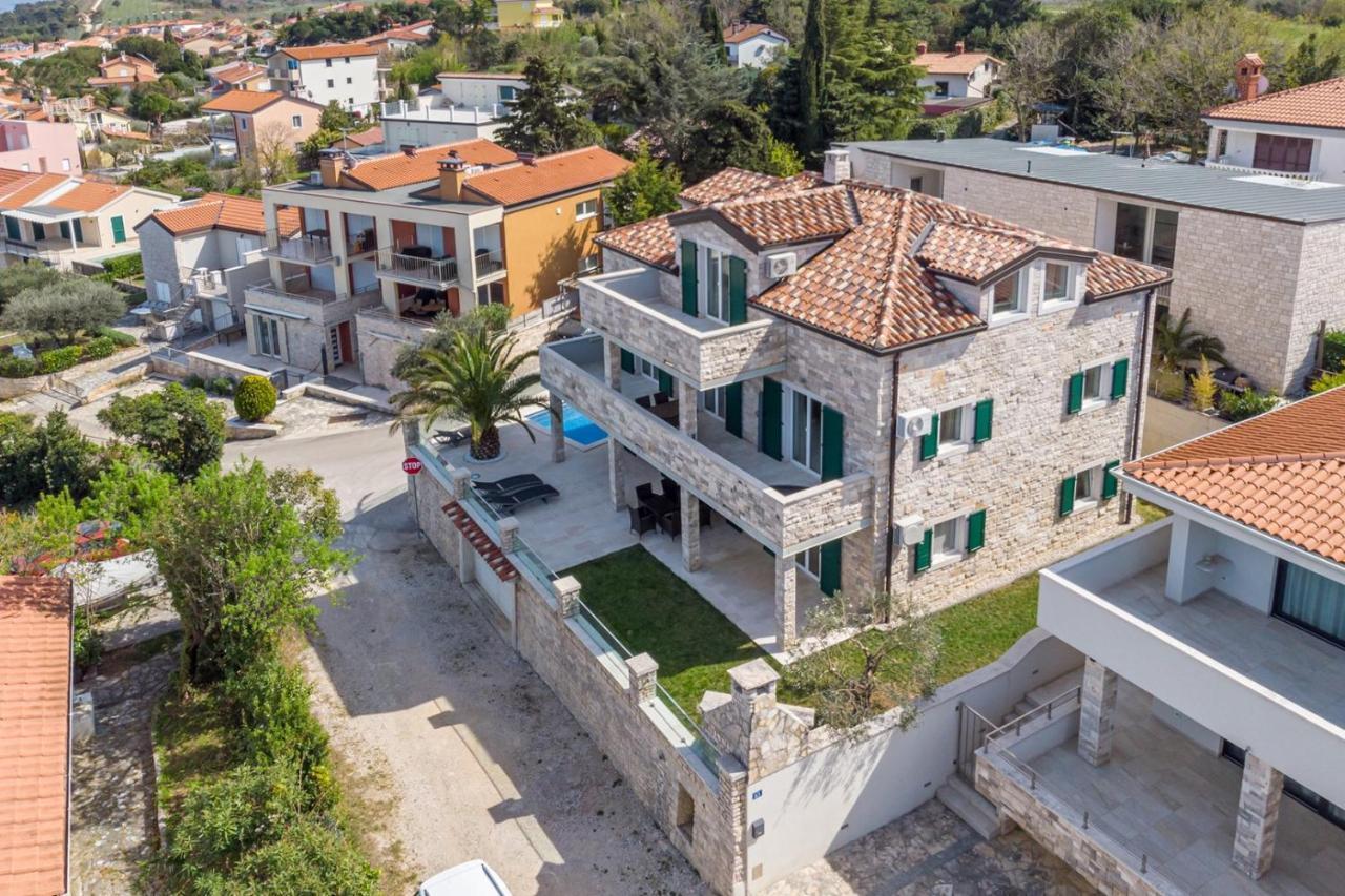 Villa Milena With Pool And Sea View Crveni Vrh Esterno foto